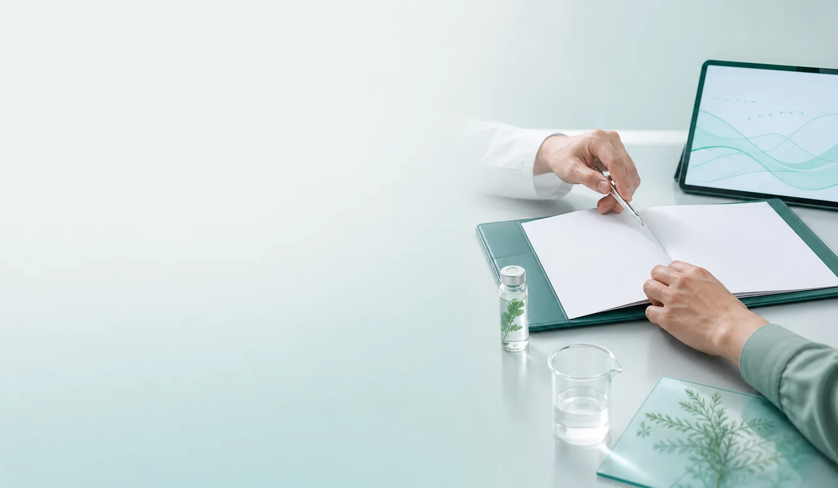 PINHONBIO team supporting cosmetic ingredient enquiries
